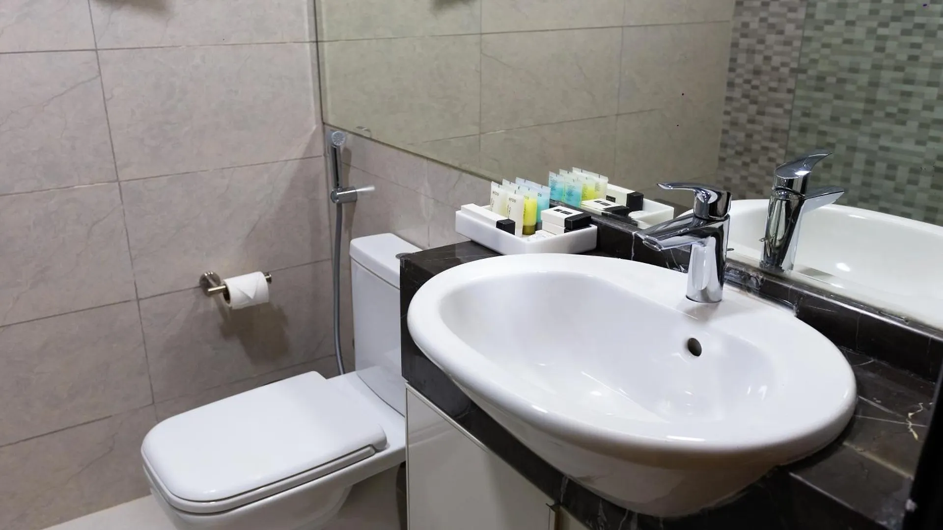 Vendome Plaza Hotel Dubai