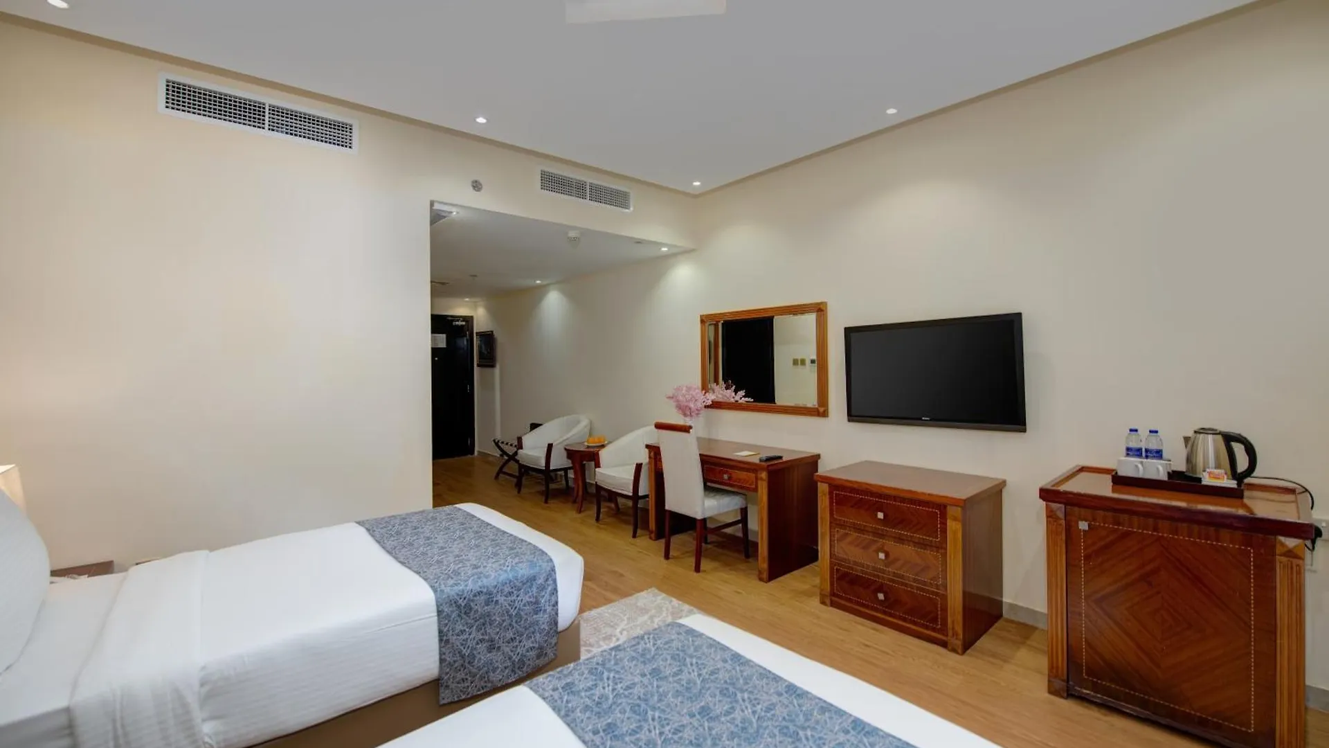 Vendome Plaza Hotel Dubai