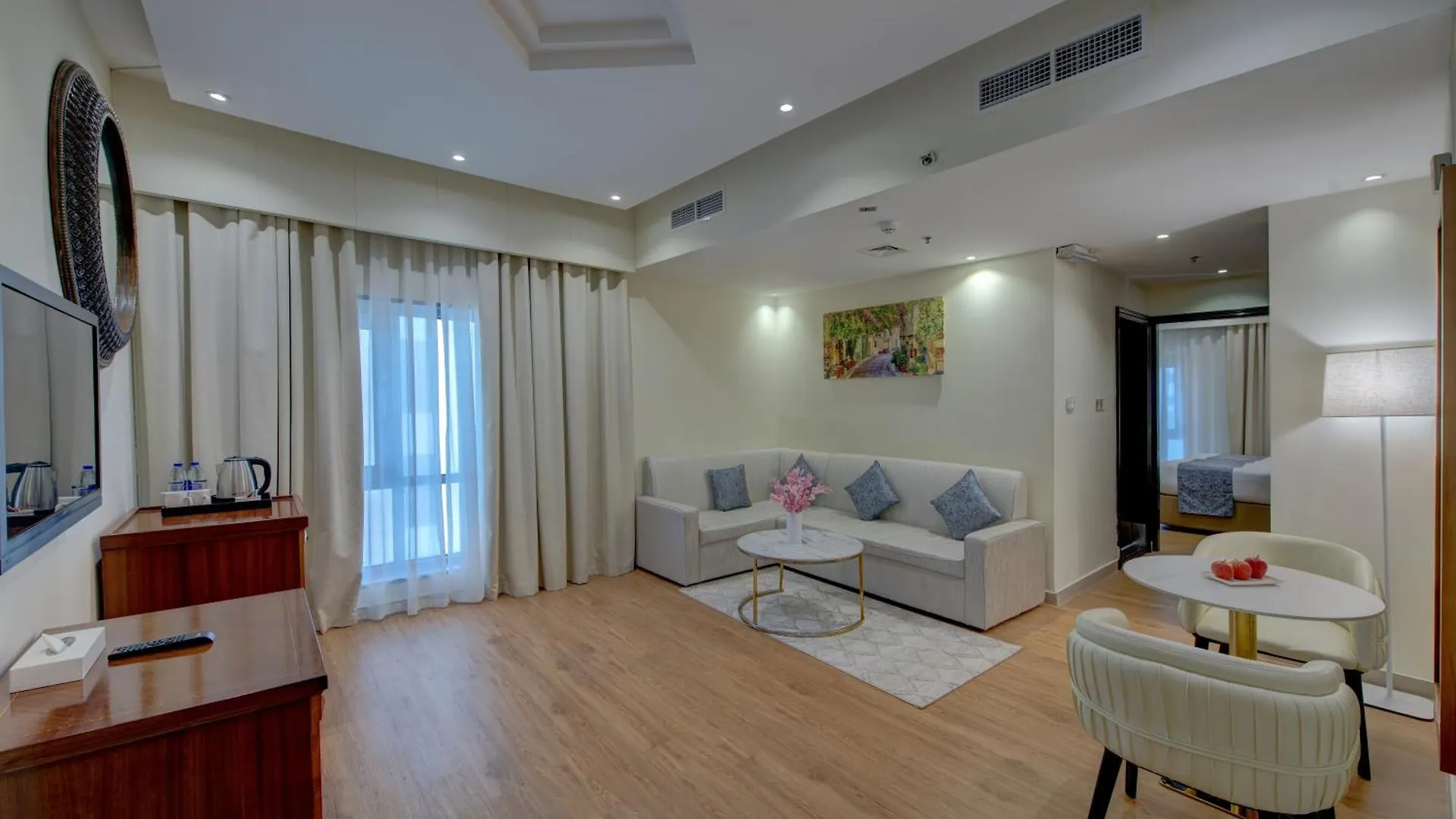 Vendome Plaza Hotel Dubai 3*,